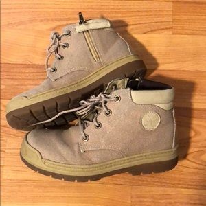 Girls Barely worn Timberland boot